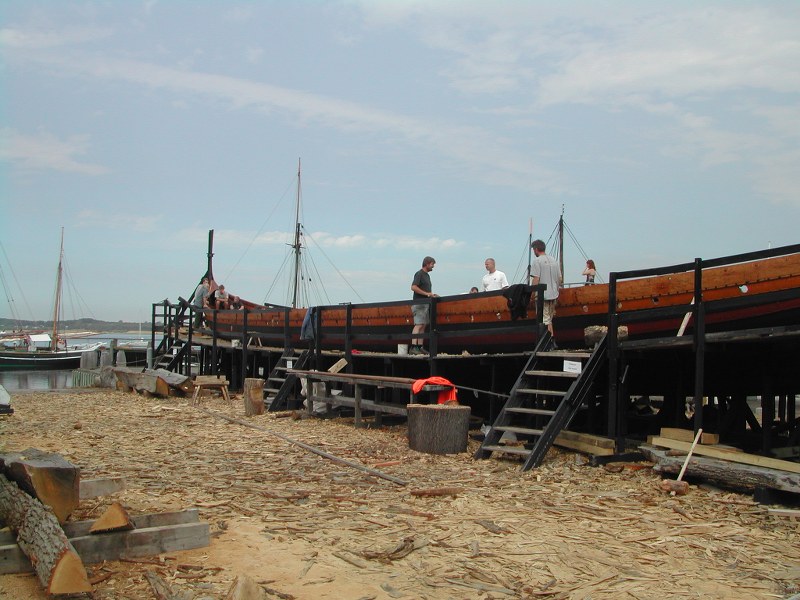 Bouw vikingschip in Roskilde